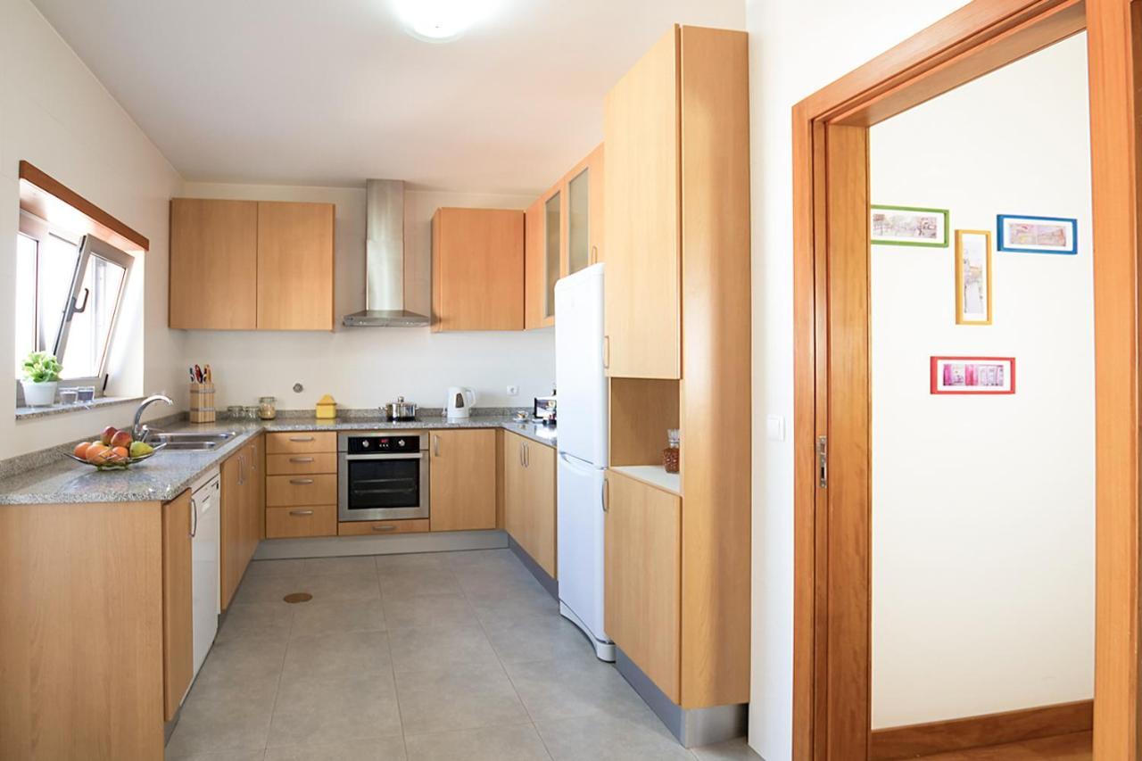 Apartament Aveiro Photo House - Bairro Calmo No Centro De Aveiro Zewnętrze zdjęcie