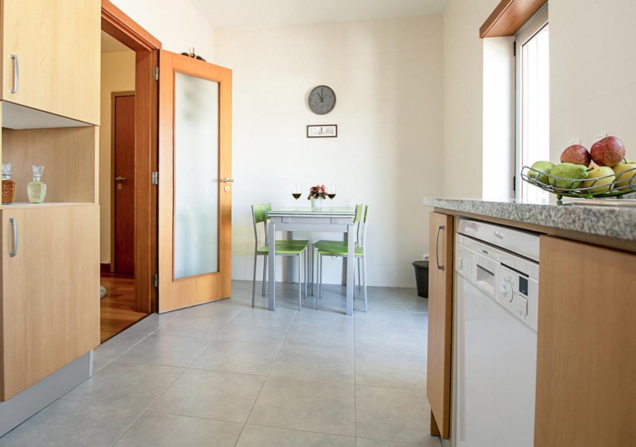 Apartament Aveiro Photo House - Bairro Calmo No Centro De Aveiro Zewnętrze zdjęcie